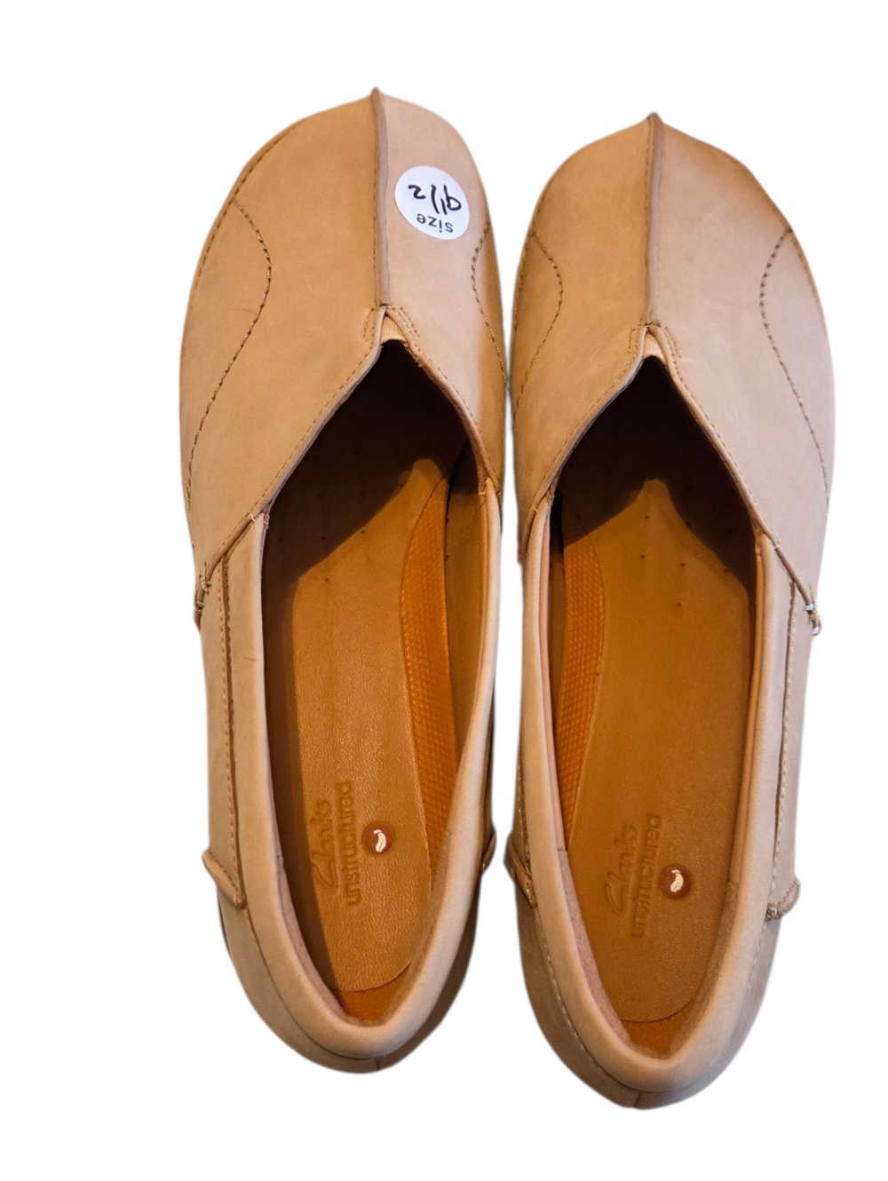 Clarks Tan Slip On Loafer Leather Upper Size 9 1/2